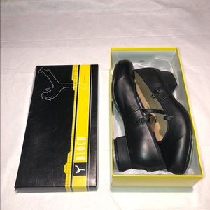 Black Bloch tap shoes